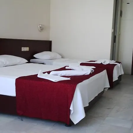 Zeus Turunc Hotel 3*